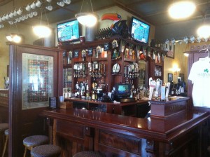 120315 Sullivan's Lakewood Bar