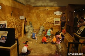 10-120707 Indianapolis Children's Museum Terra-cotta Warrior Dig