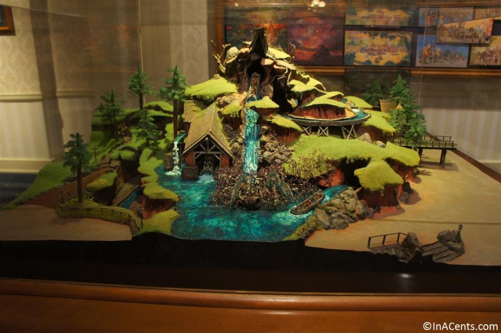 120610 Disney Gallery (Disneyland) Splash Mountain Model 1