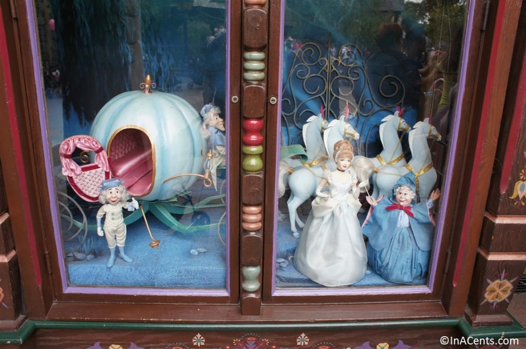 120610 Disneyland Bibbidi Bobbidi Boutique Window