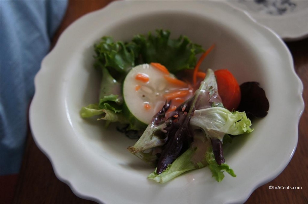 121122 Colonial Williamsburg King's Arms Restaurant Thanksgiving Mixed Greens Salad