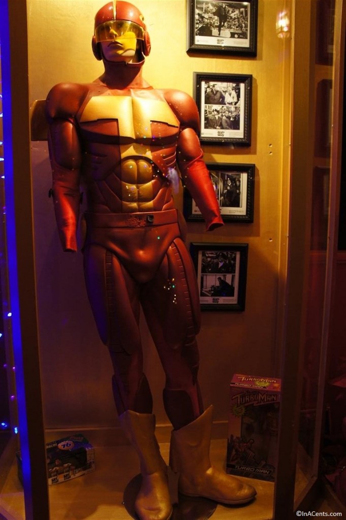 131123 Castle Noel- Jingle All the Way (1996) Turbo Man Costumes 2