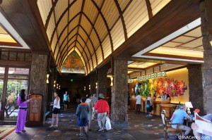 120625 Disney's Aulani Checkin Desk